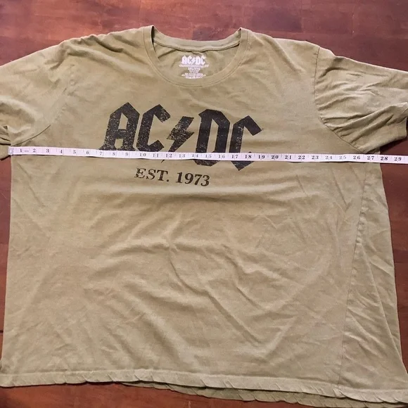 AC/DC Band T-shirt. Size 3XL - Picture 7 of 8